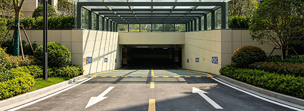 地下車庫清潔